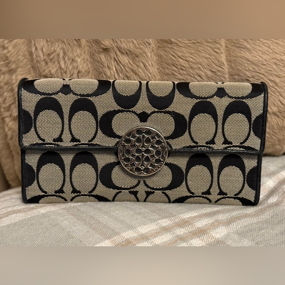 Coach Signature Monogram Canvas Wallet - Classic Brown & Tan - Picture 2 of 4